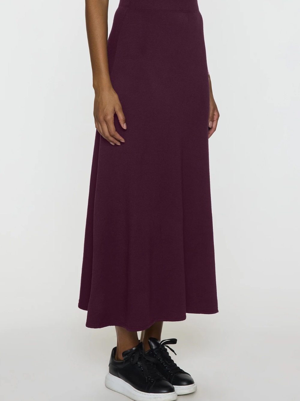 Milano Women's Burgundy Maxi Skirt - Medium, Elegant Flowy Silhouette